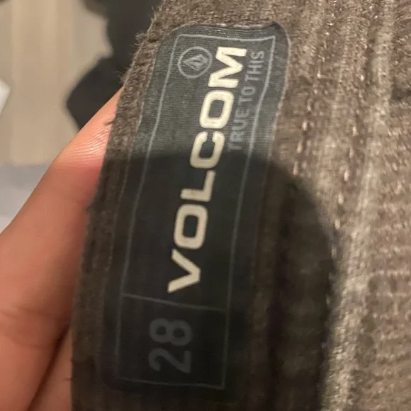 Brown - Picture 2 of 3